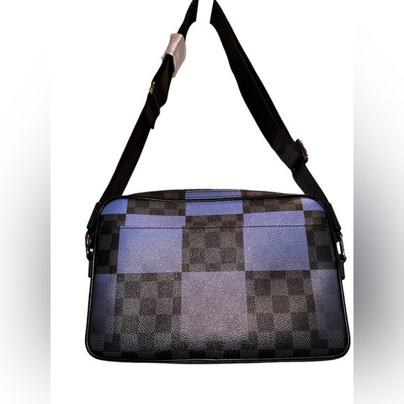 NEW Louis Vuitton Damier Graphite Alpha Messenger Bag​ - Picture 5 of 10